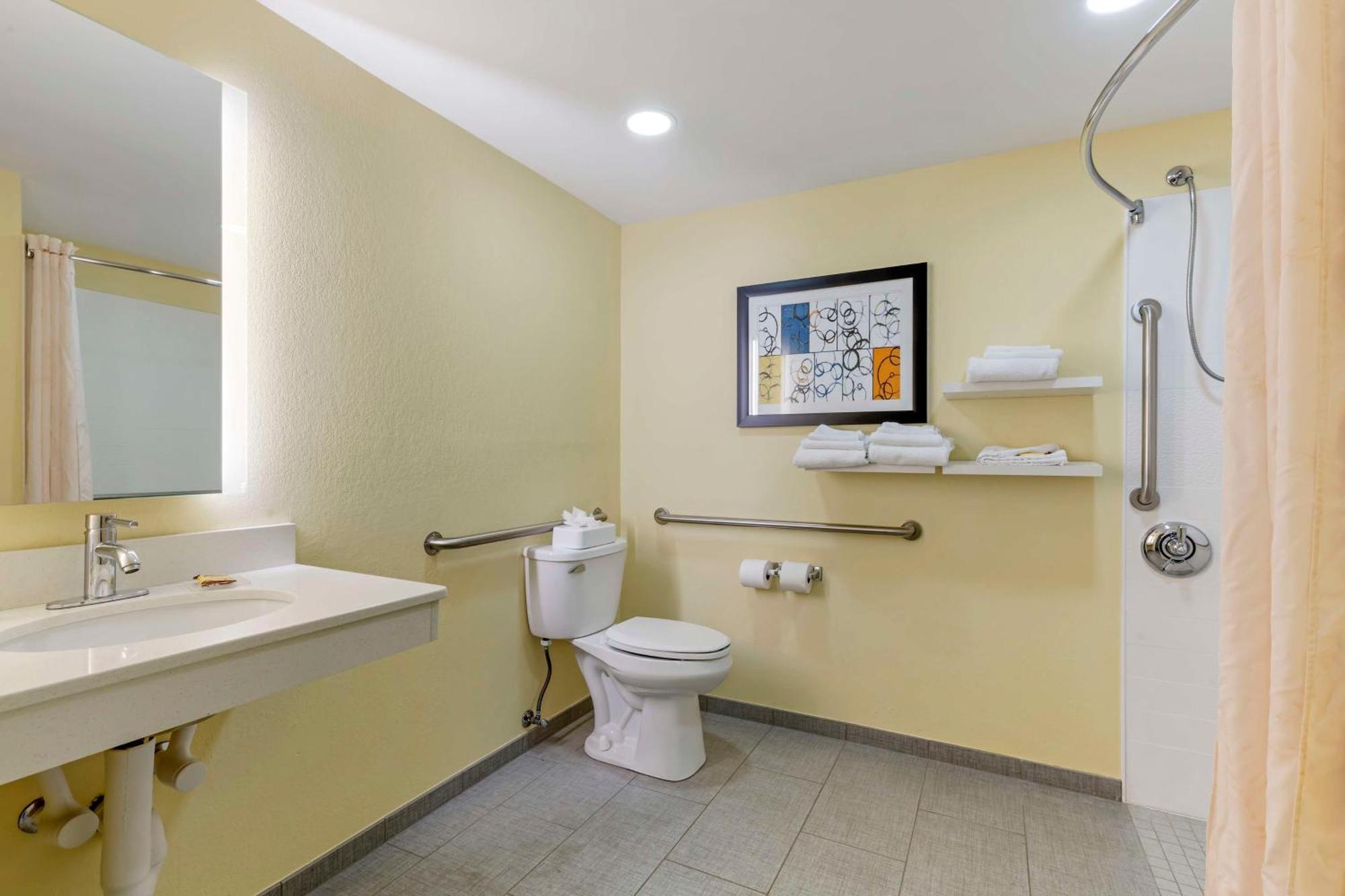 Best Western Plus North Shore Hotel Данверс Экстерьер фото