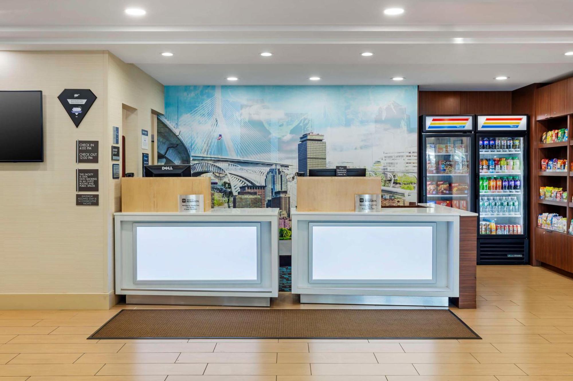 Best Western Plus North Shore Hotel Данверс Экстерьер фото
