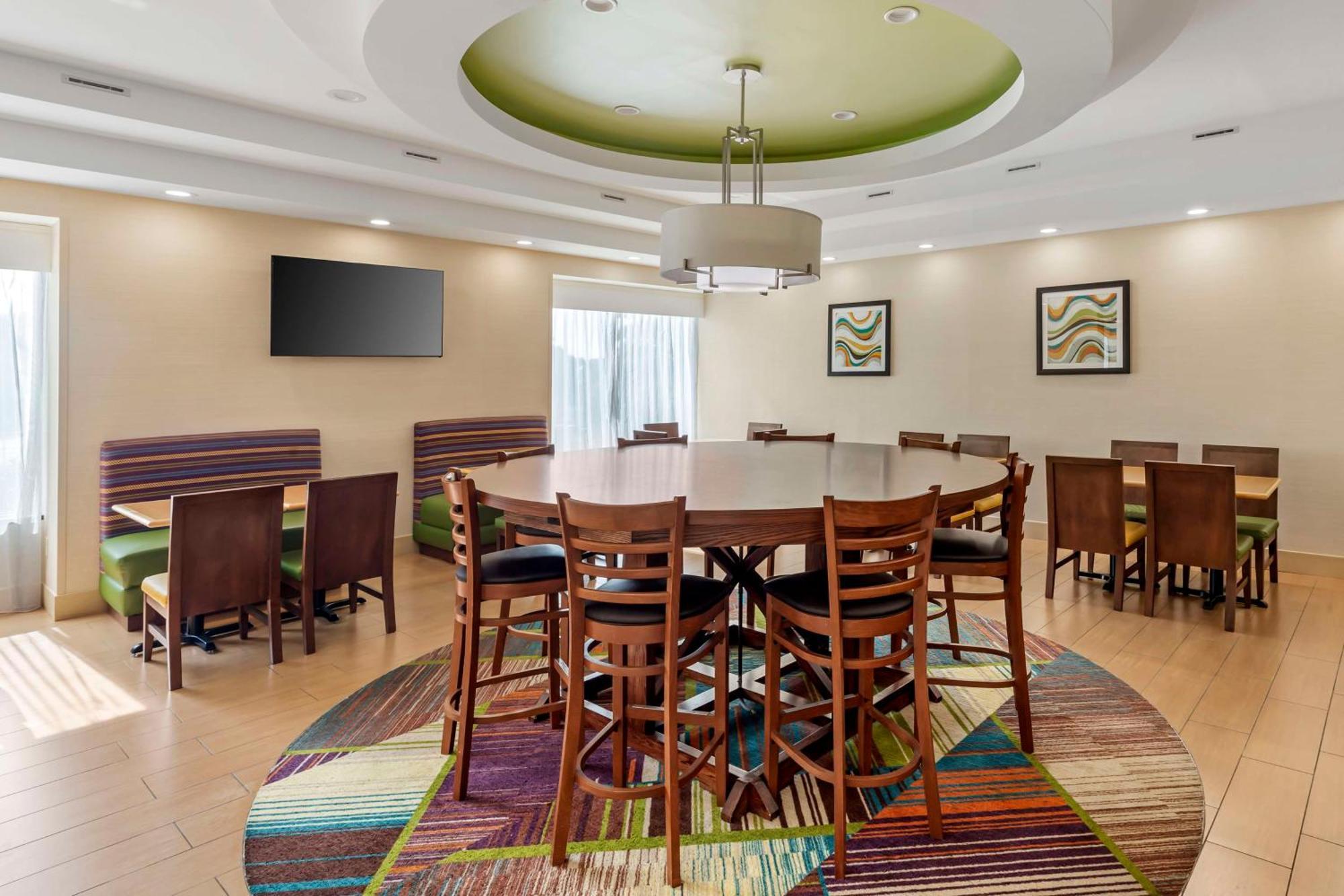 Best Western Plus North Shore Hotel Данверс Экстерьер фото