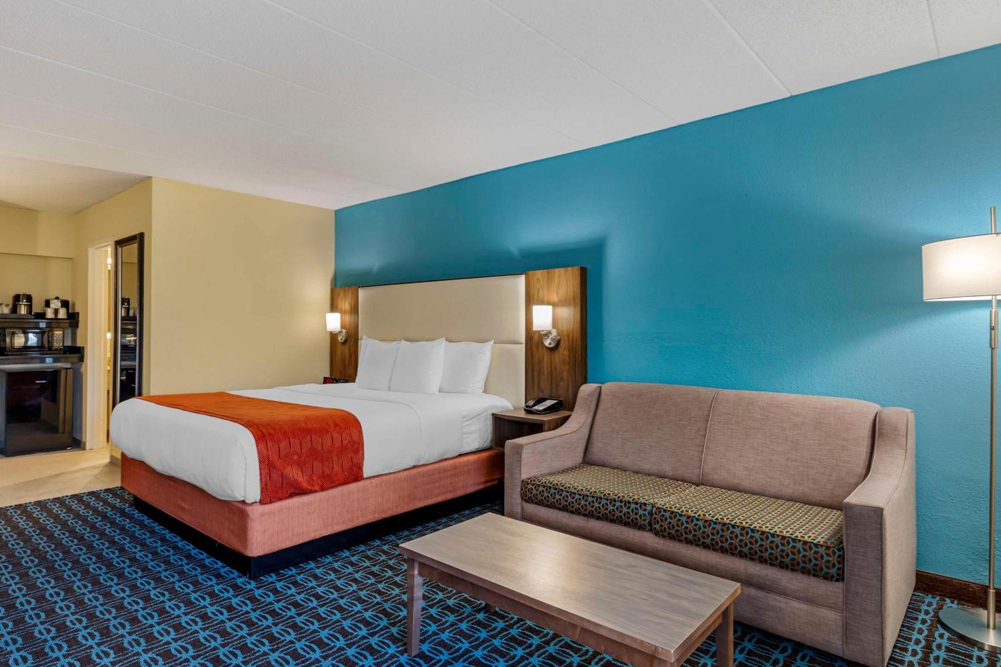 Best Western Plus North Shore Hotel Данверс Экстерьер фото