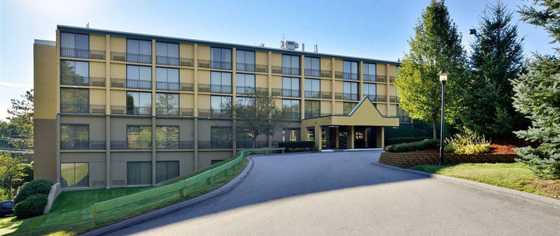 Best Western Plus North Shore Hotel Данверс Экстерьер фото