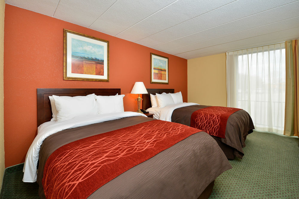 Best Western Plus North Shore Hotel Данверс Экстерьер фото