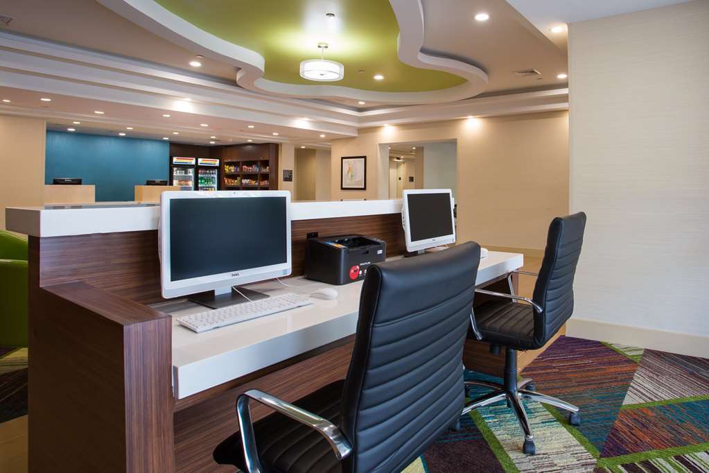 Best Western Plus North Shore Hotel Данверс Удобства фото